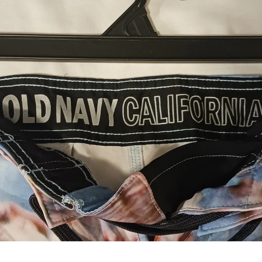 Old Navy California Mens Flamingo Print Board Shorts Blue Pink 36 Swim Trunks